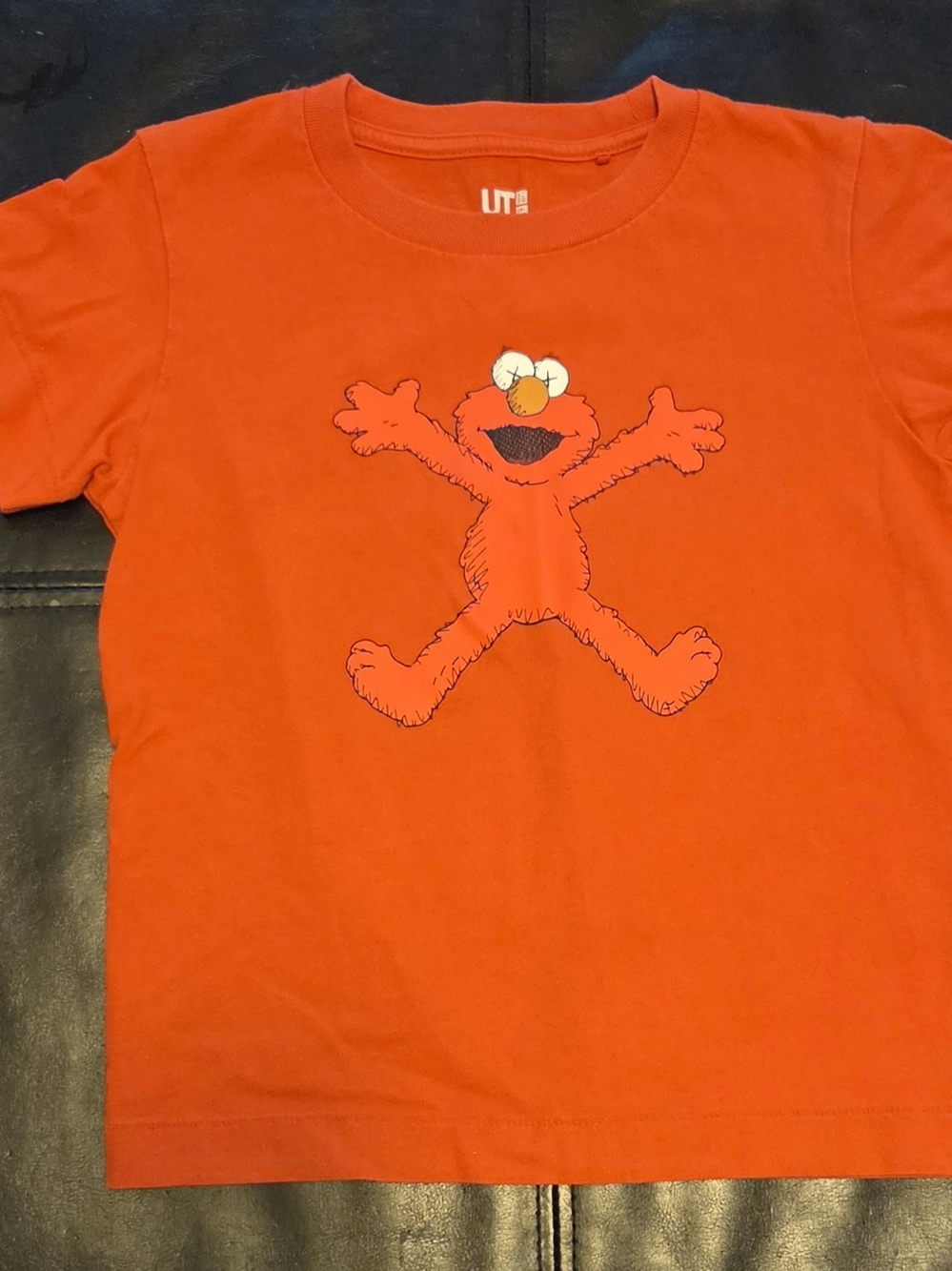 Uniqlo KAWS x Sesame Street Elmo Graphic T-Shirt Red Boys 3-4